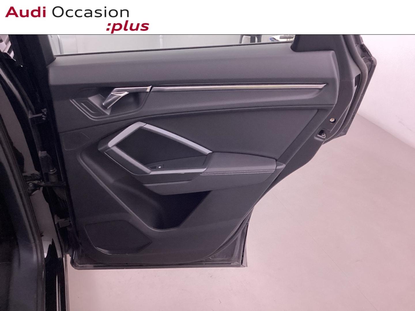 Voitures occasions Audi Q3 S line Nice