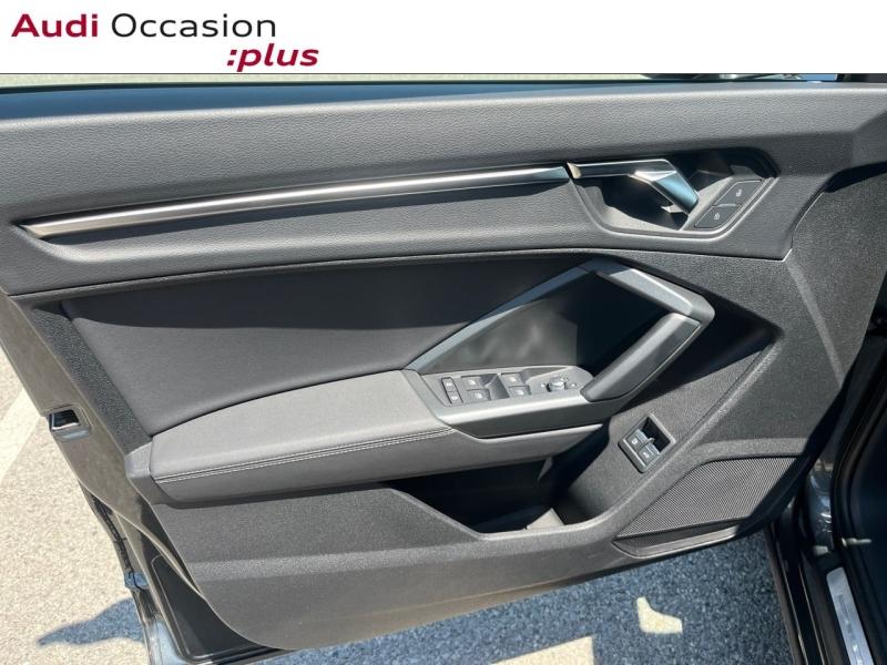 Voitures occasions Audi Q3 S line Nice