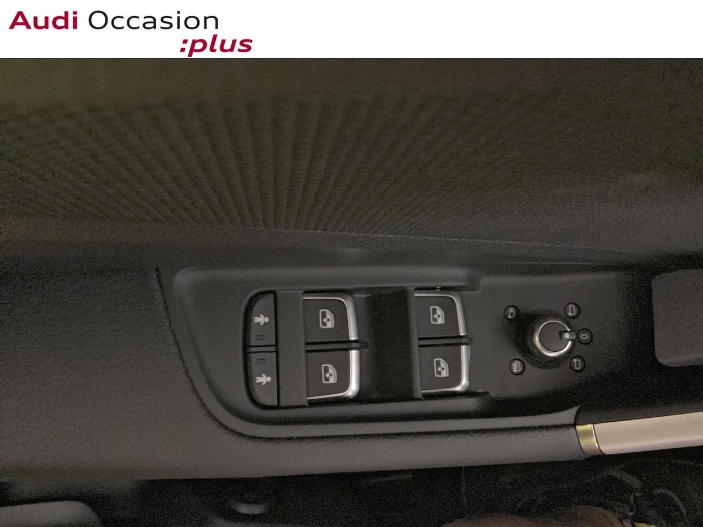 Voitures occasions Audi Q2 S line Nice