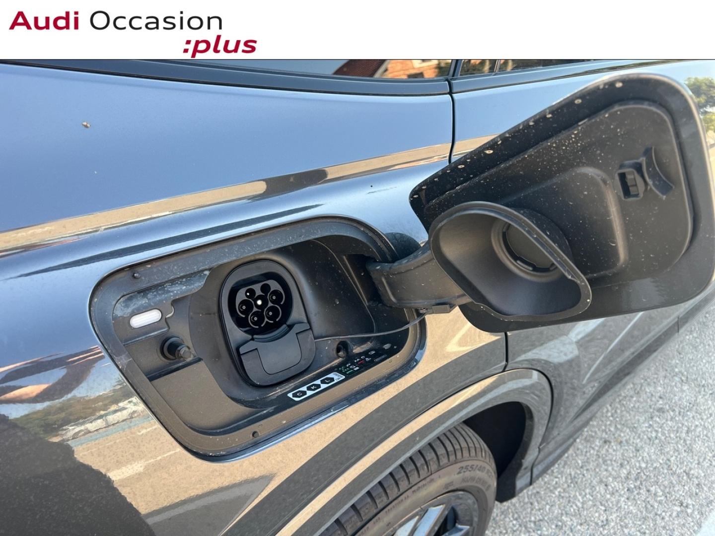 Voitures occasions Audi Q4 Sportback e-tron Base Nice