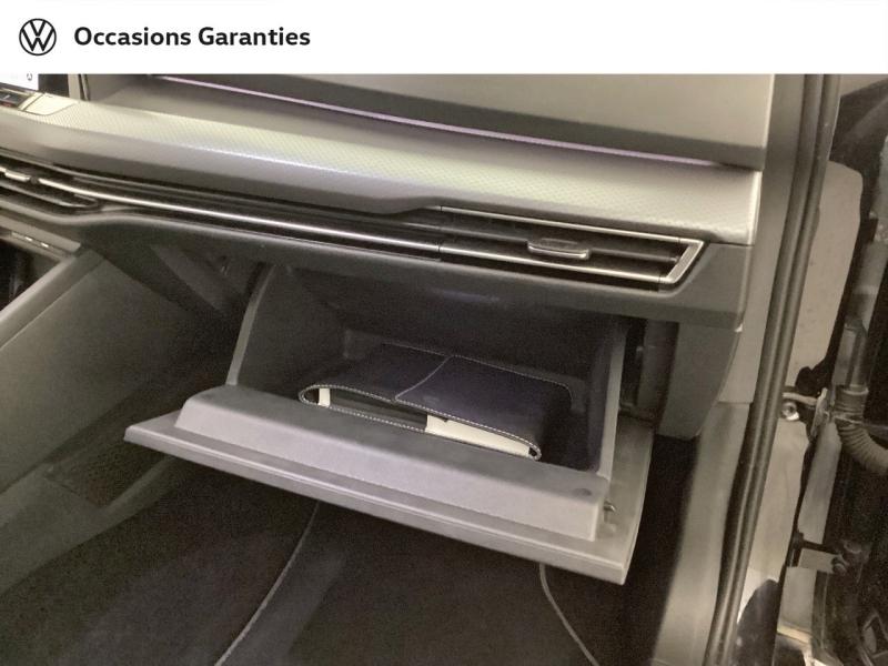 Voitures occasions VOLKSWAGEN GOLF Active Nice