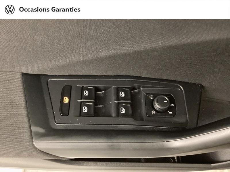 Voitures occasions VOLKSWAGEN T-ROC Life Business Nice