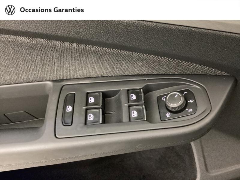 Voitures occasions VOLKSWAGEN GOLF Life Business Nice