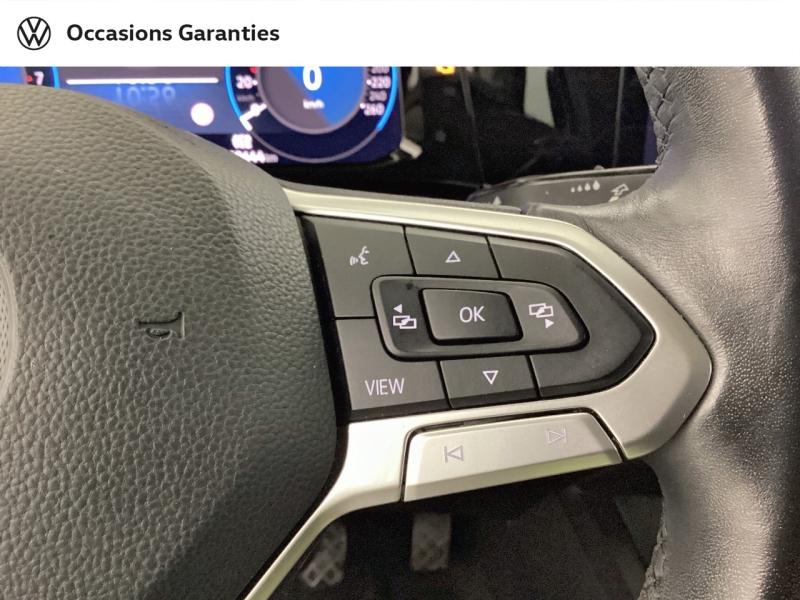 Voitures occasions VOLKSWAGEN GOLF Life Business Mougins