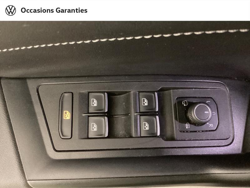 Voitures occasions VOLKSWAGEN T-ROC R-Line Mougins