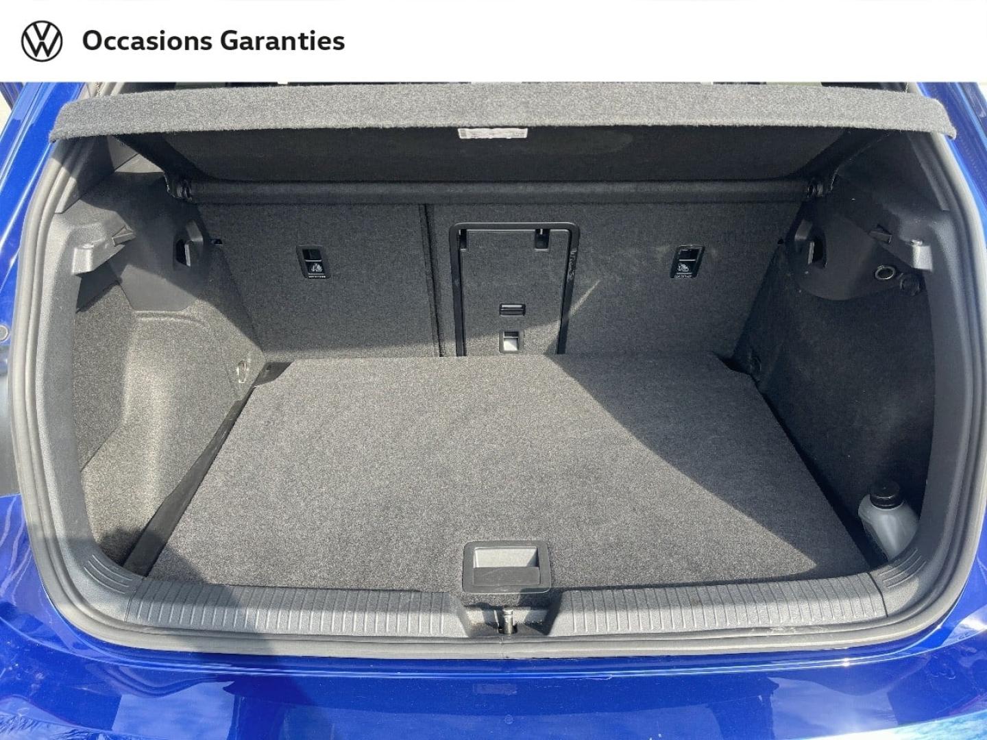 Voitures occasions VOLKSWAGEN GOLF R-Line Nice