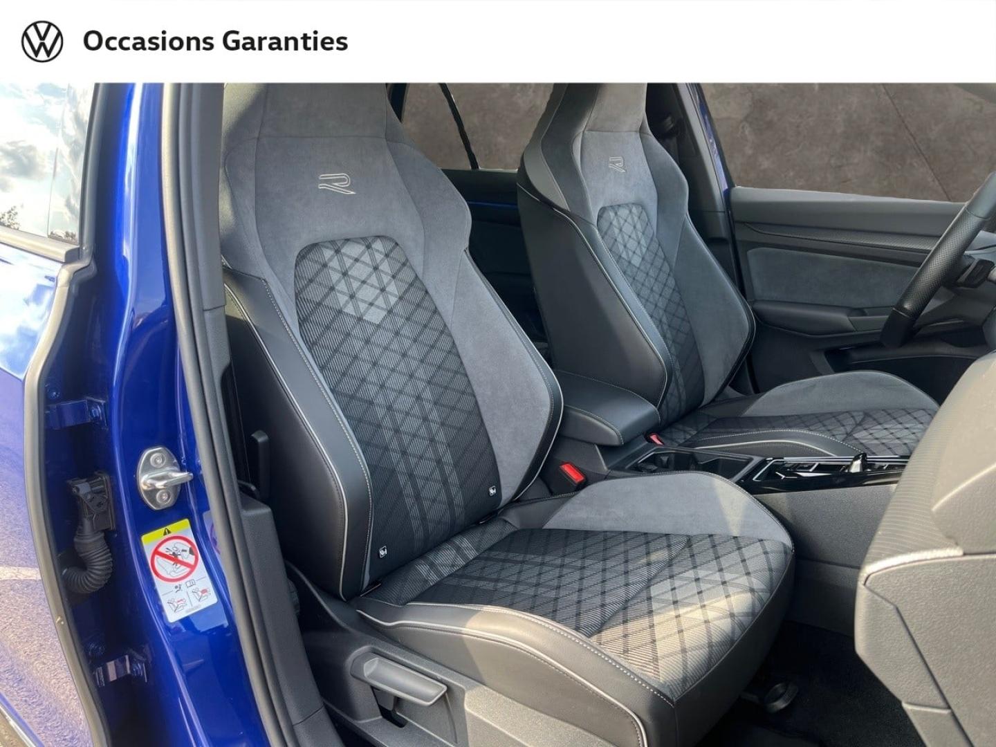 Voitures occasions VOLKSWAGEN GOLF R-Line Nice