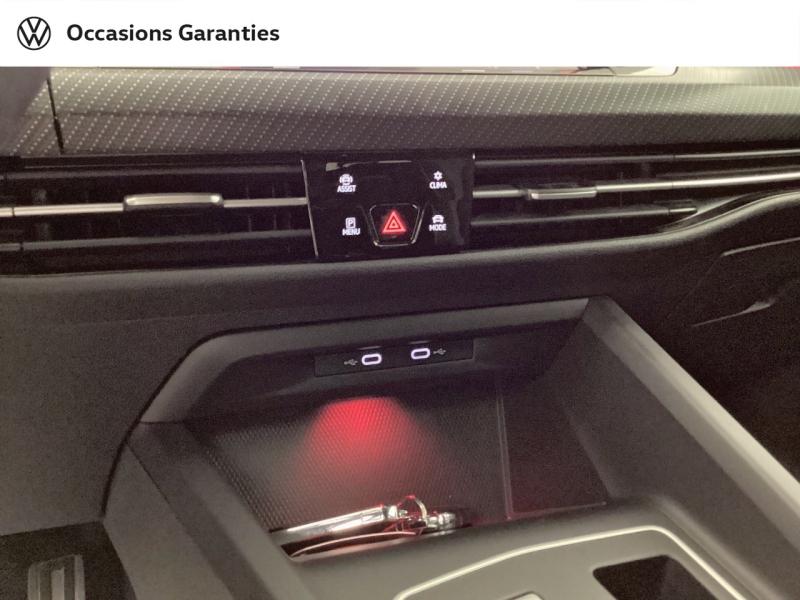 Voitures occasions VOLKSWAGEN GOLF R-Line Nice