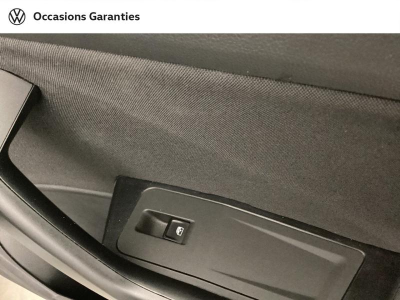 Voitures occasions VOLKSWAGEN T-ROC Life Nice