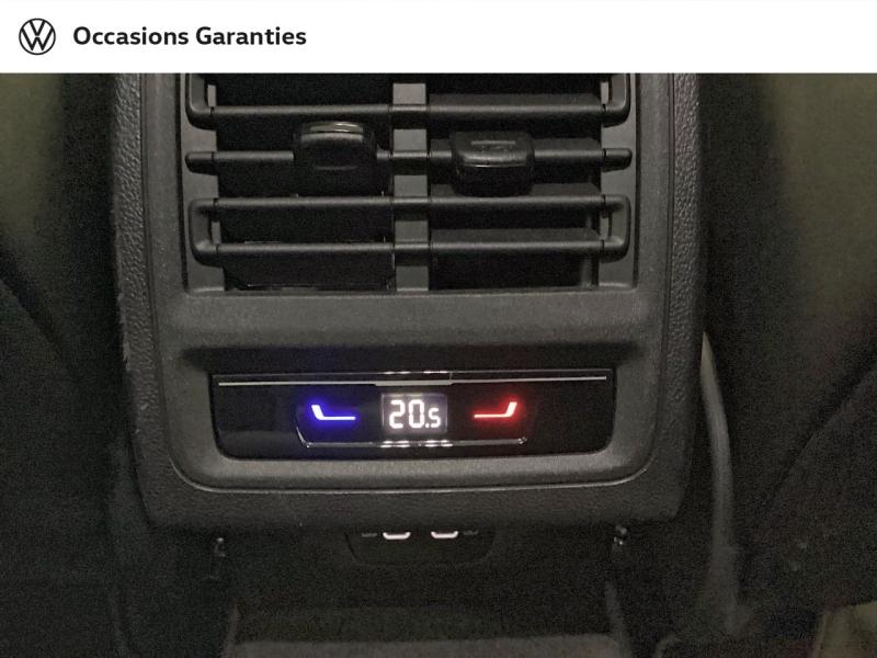 Voitures occasions VOLKSWAGEN GOLF R-Line Nice