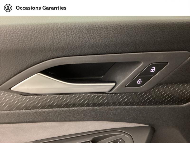 Voitures occasions VOLKSWAGEN GOLF R-Line Nice