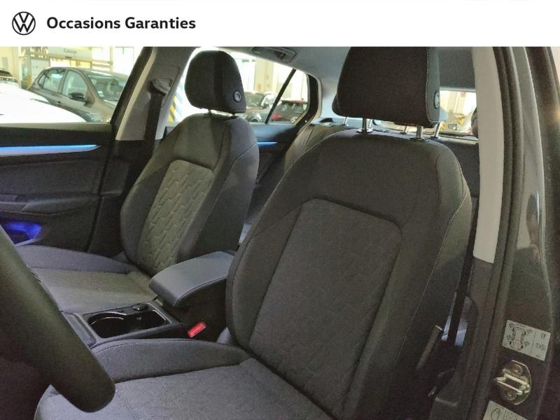 Voitures occasions VOLKSWAGEN GOLF Life Plus Nice