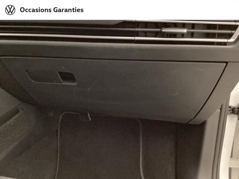 Voitures occasions VOLKSWAGEN GOLF R-Line Nice