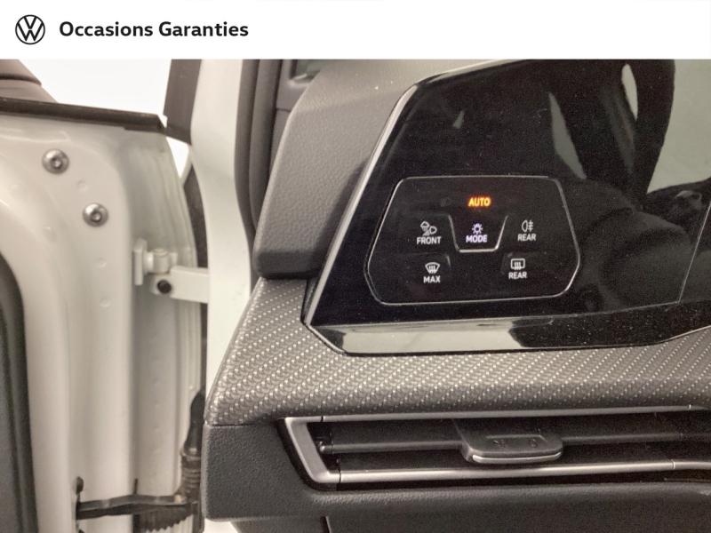 Voitures occasions VOLKSWAGEN GOLF R-Line Nice