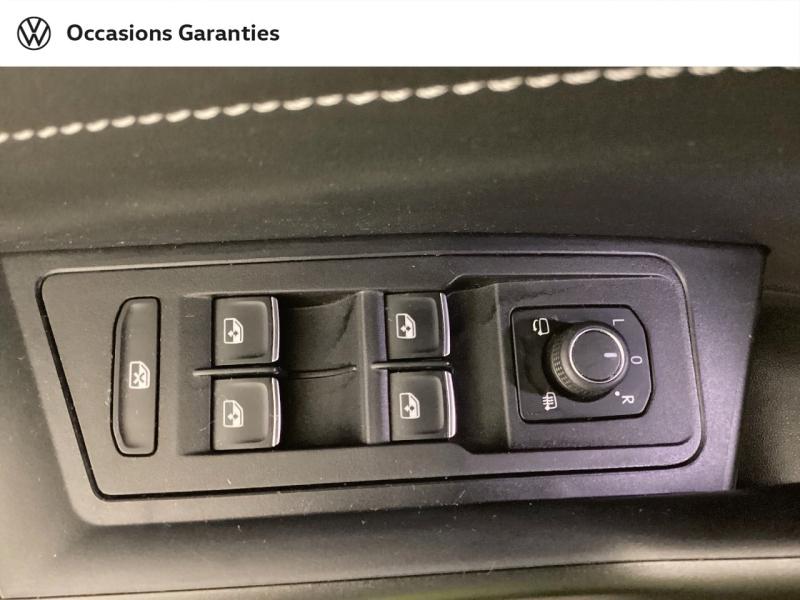 Voitures occasions VOLKSWAGEN T-ROC Style Nice