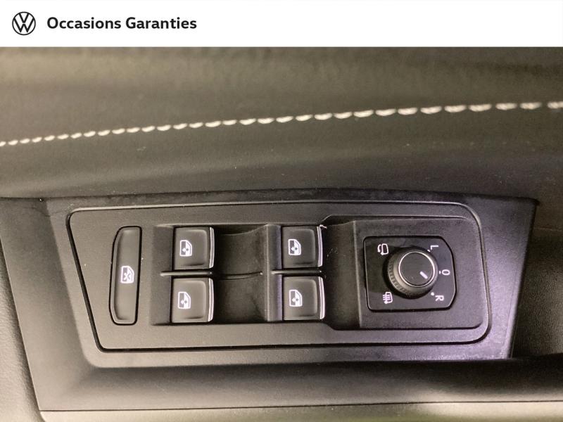 Voitures occasions VOLKSWAGEN T-ROC Style Nice