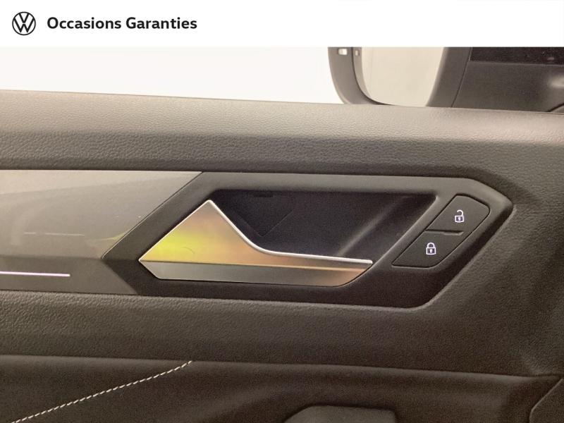 Voitures occasions VOLKSWAGEN T-ROC Style Nice