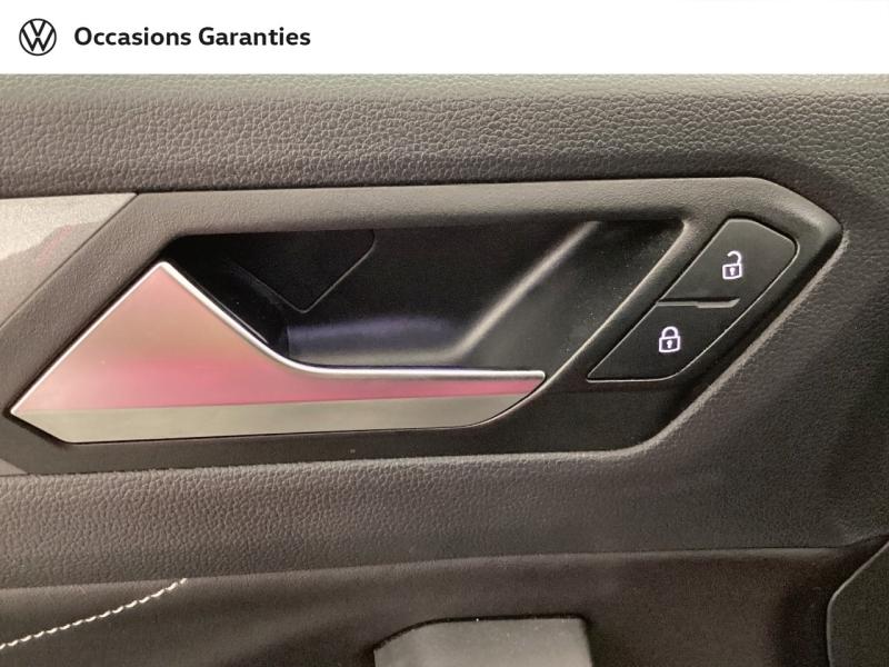 Voitures occasions VOLKSWAGEN T-ROC Style Nice