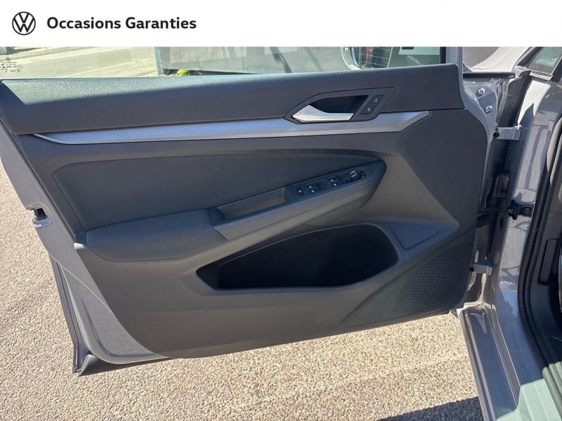 Voitures occasions VOLKSWAGEN GOLF Active Nice