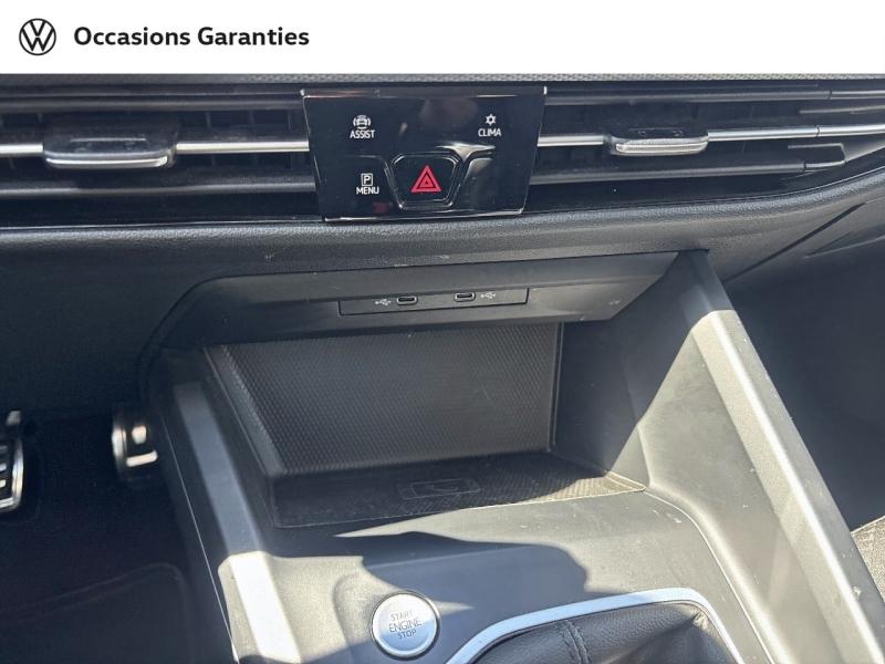 Voitures occasions VOLKSWAGEN GOLF Active Nice