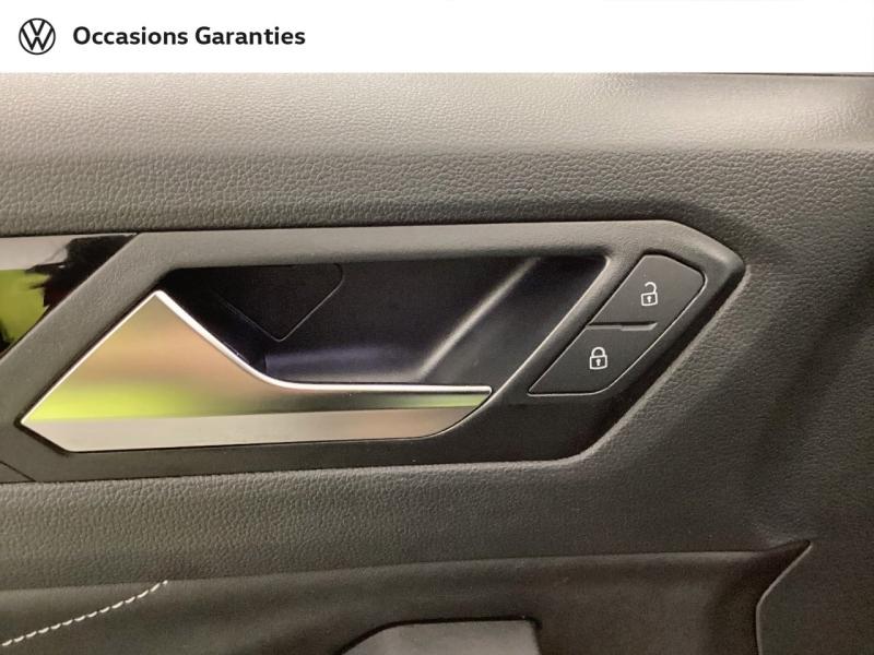 Voitures occasions VOLKSWAGEN T-ROC R-Line Nice