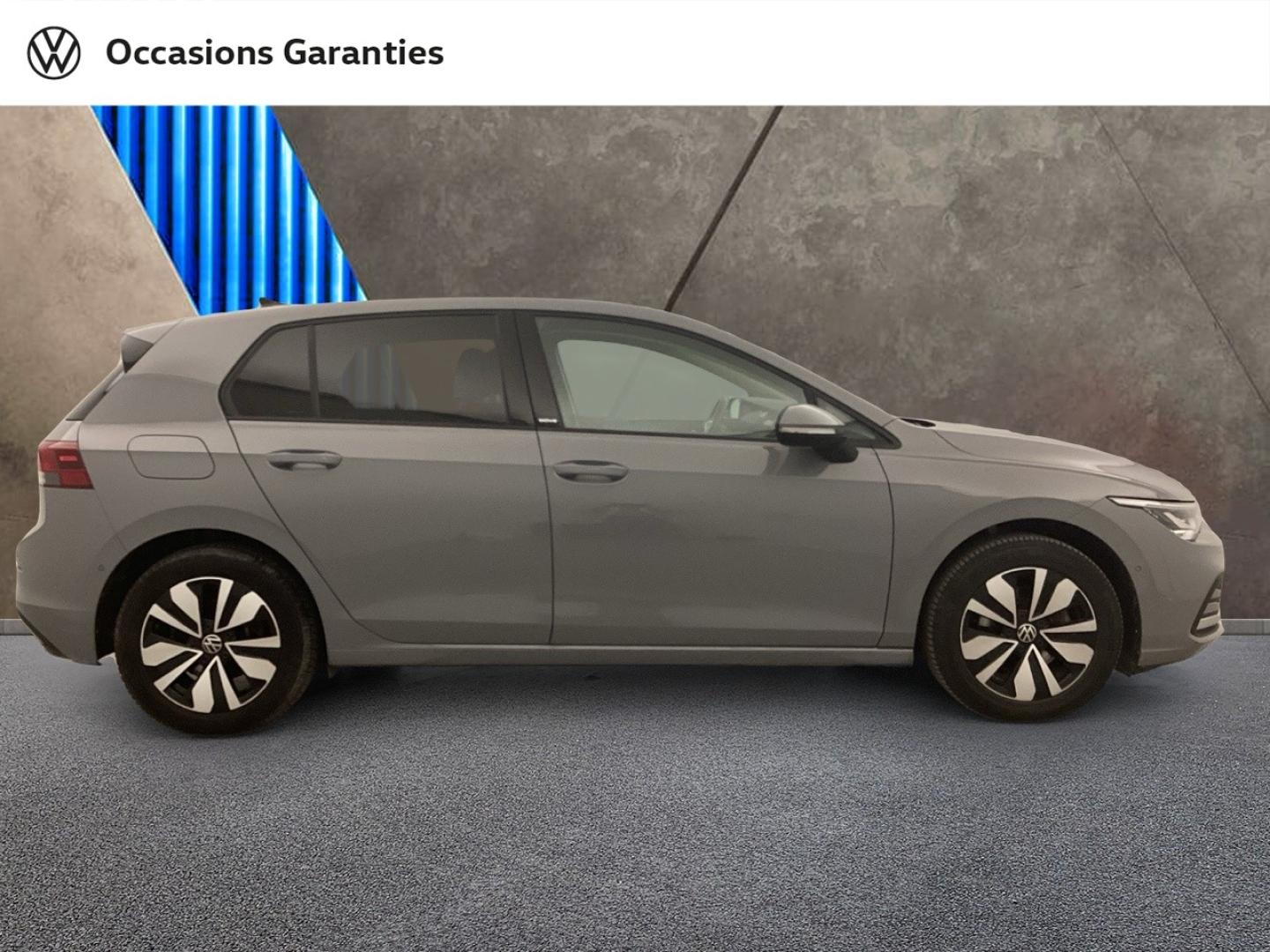 Voitures occasions VOLKSWAGEN GOLF Life Plus Nice