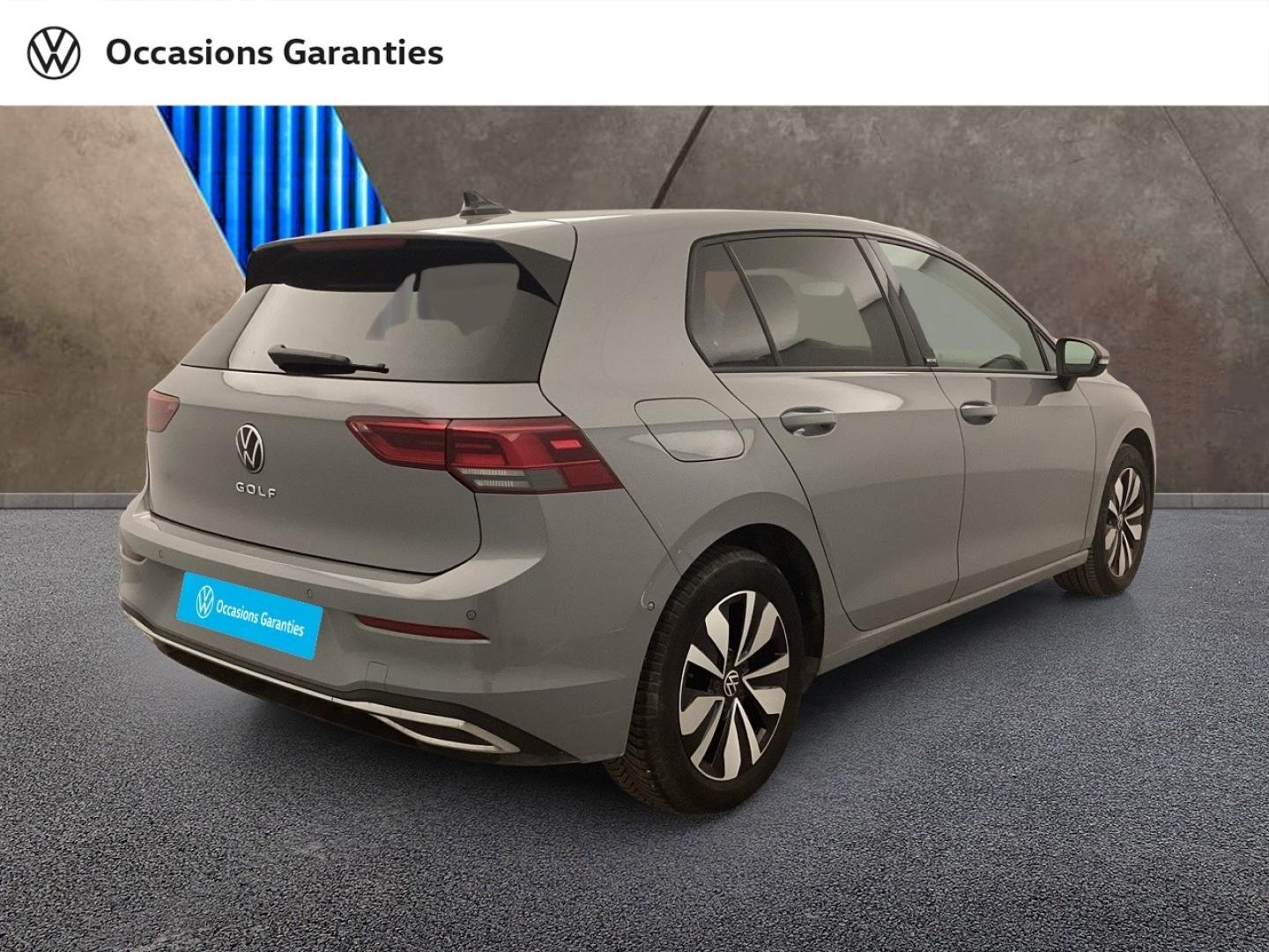 Voitures occasions VOLKSWAGEN GOLF Life Plus Nice