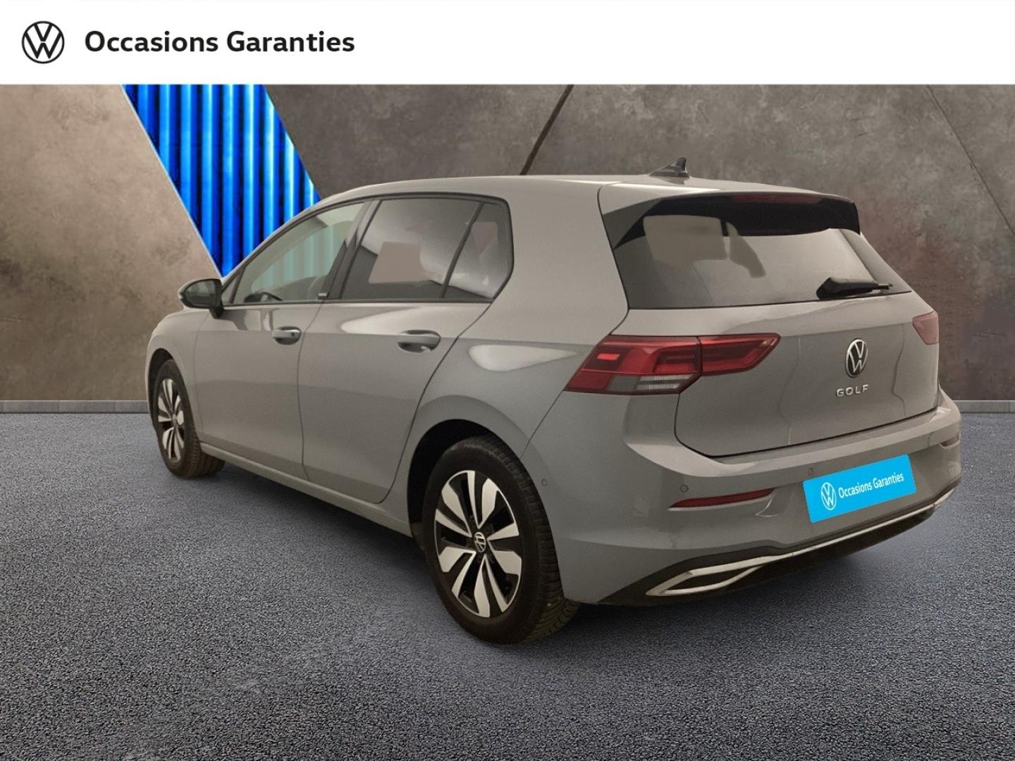 Voitures occasions VOLKSWAGEN GOLF Life Plus Nice