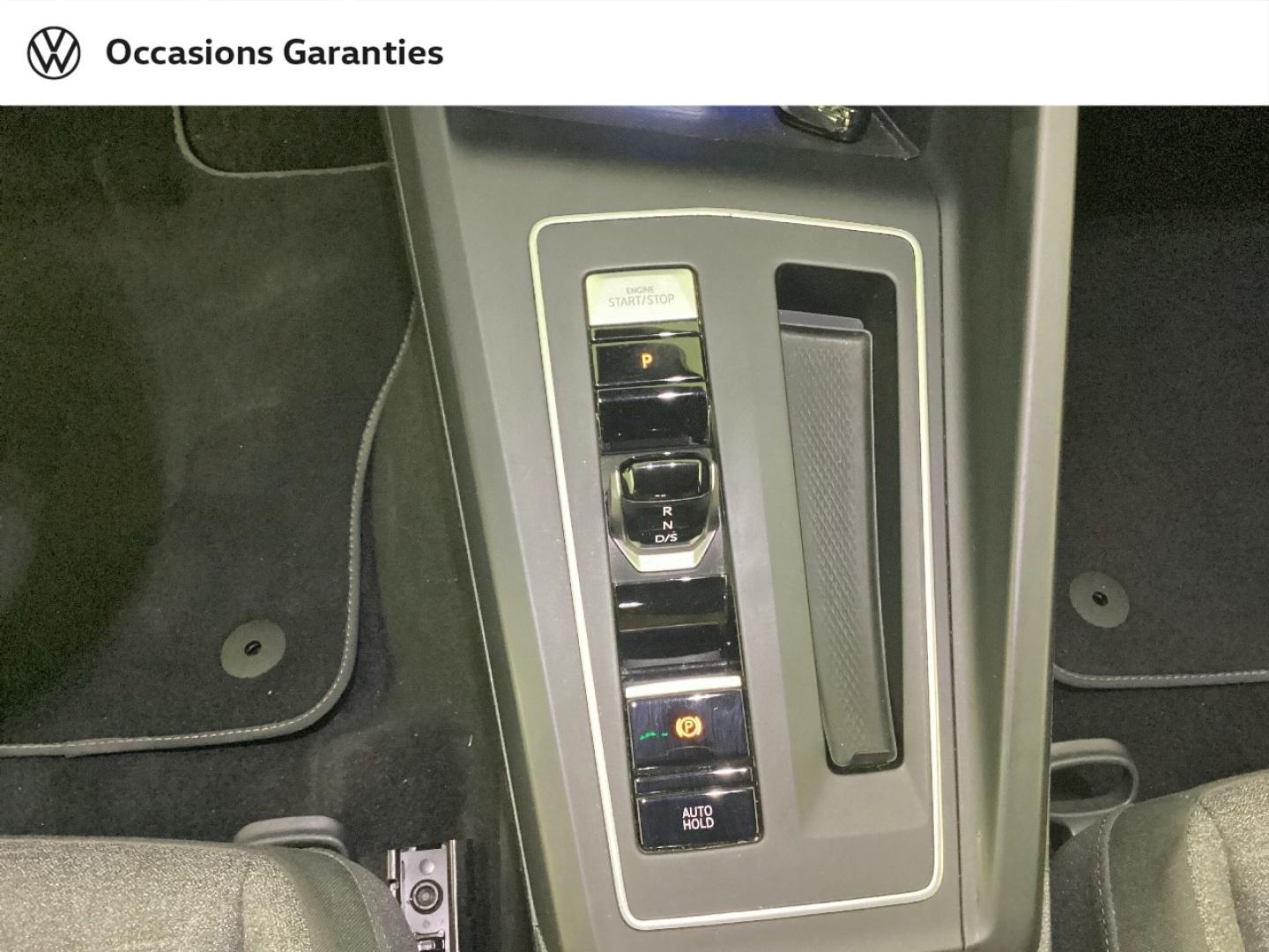 Voitures occasions VOLKSWAGEN GOLF Life Plus Nice