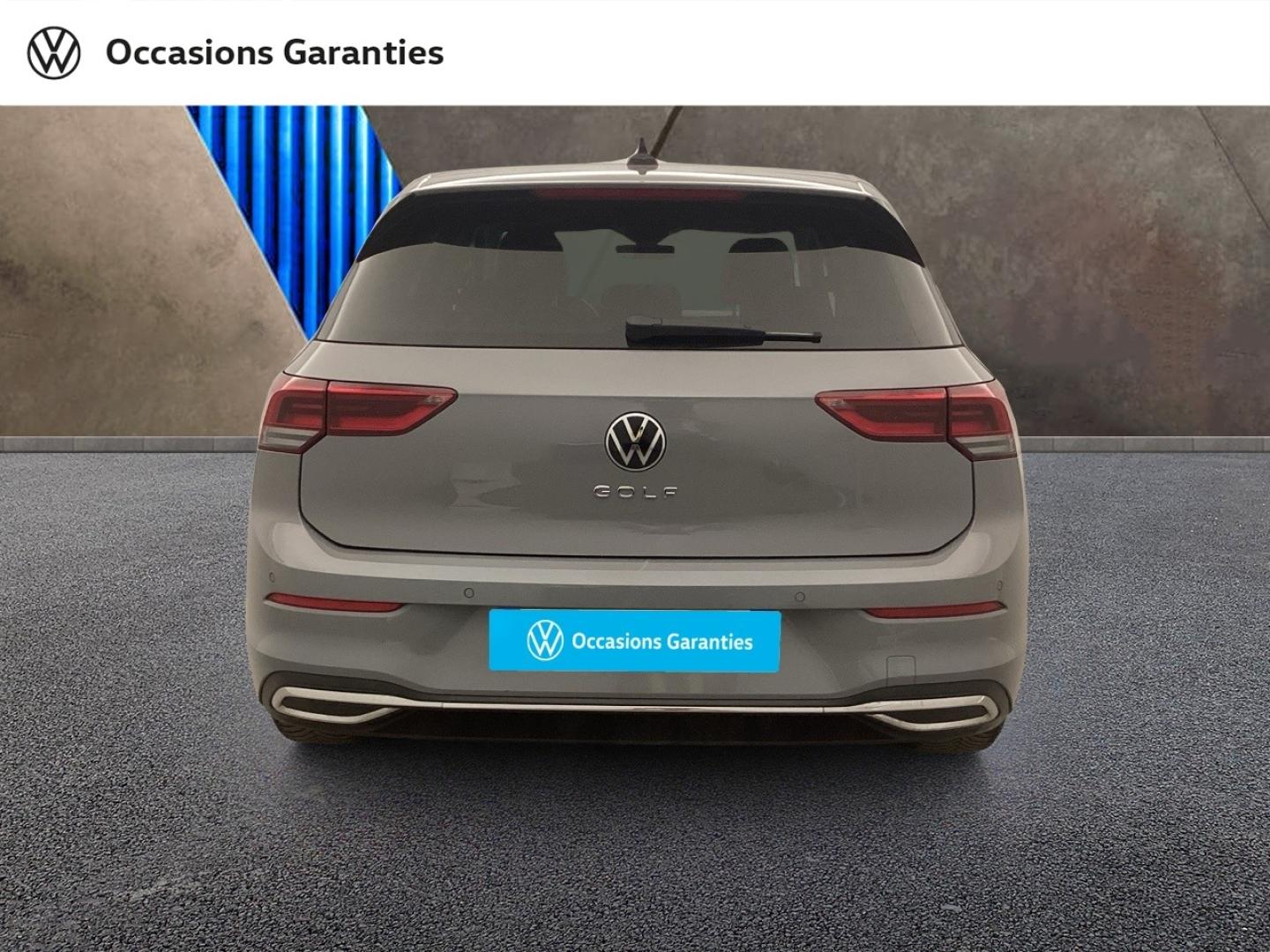 Voitures occasions VOLKSWAGEN GOLF Life Plus Nice