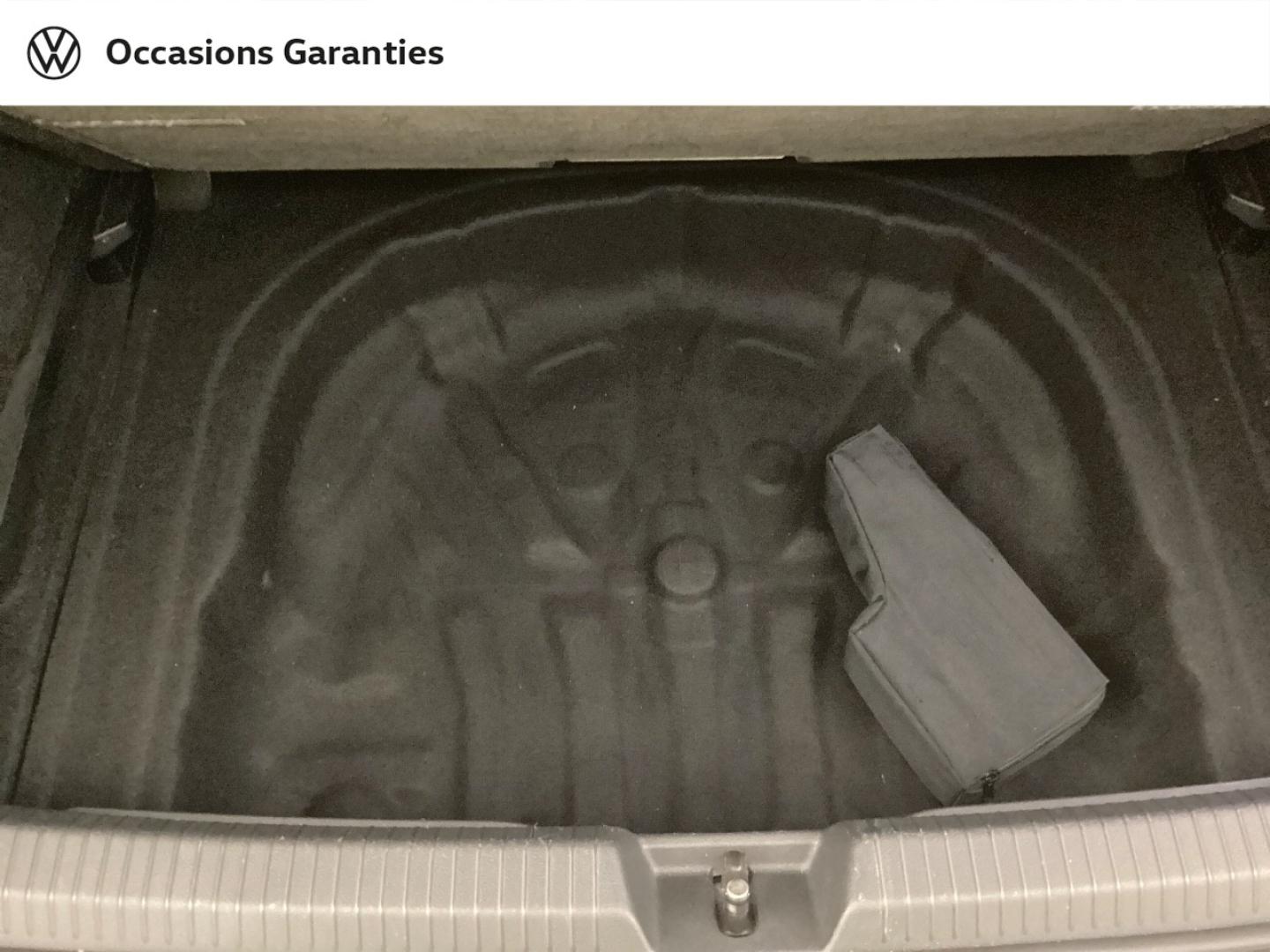 Voitures occasions VOLKSWAGEN GOLF Life Plus Nice