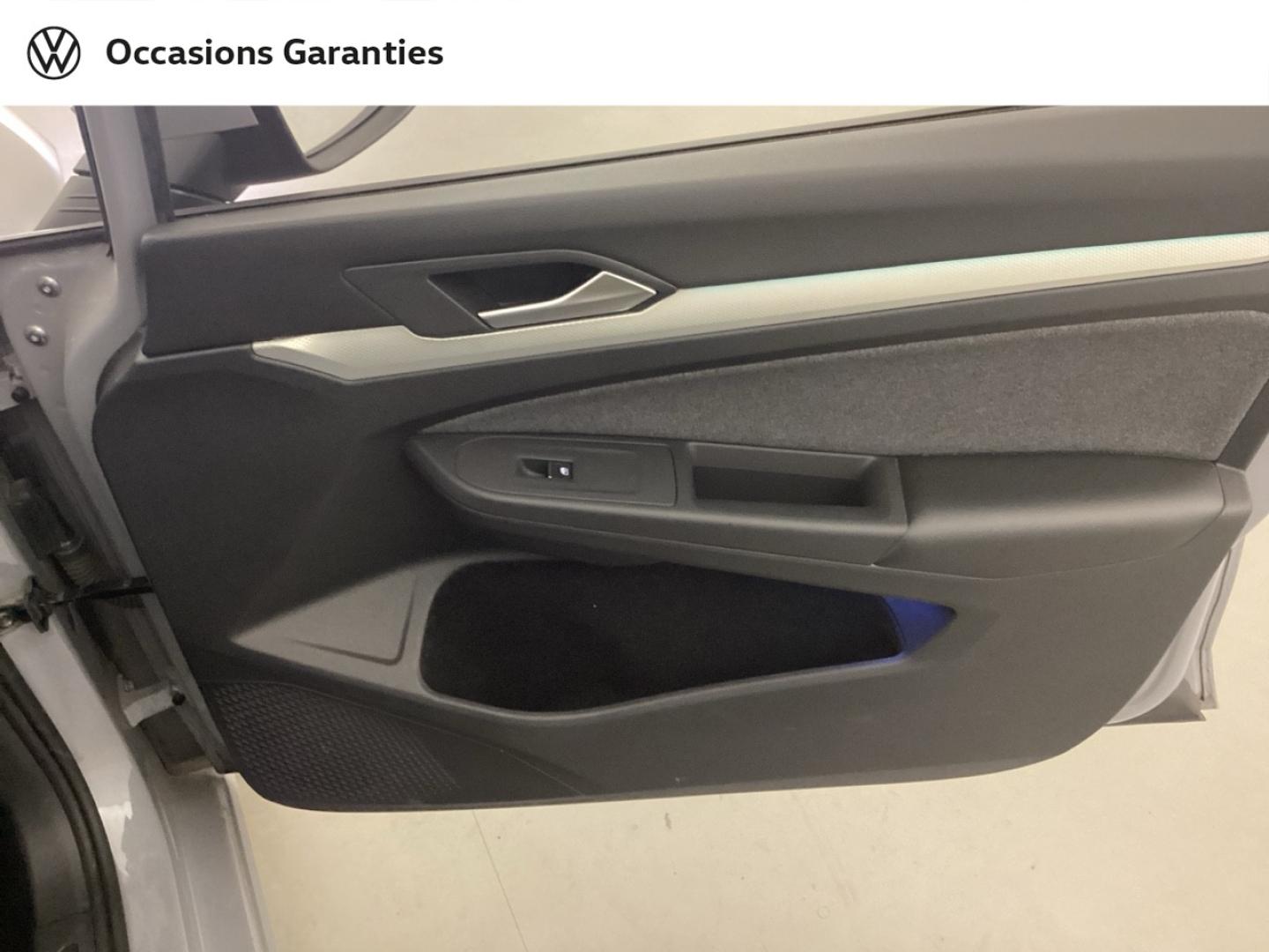 Voitures occasions VOLKSWAGEN GOLF Life Plus Nice