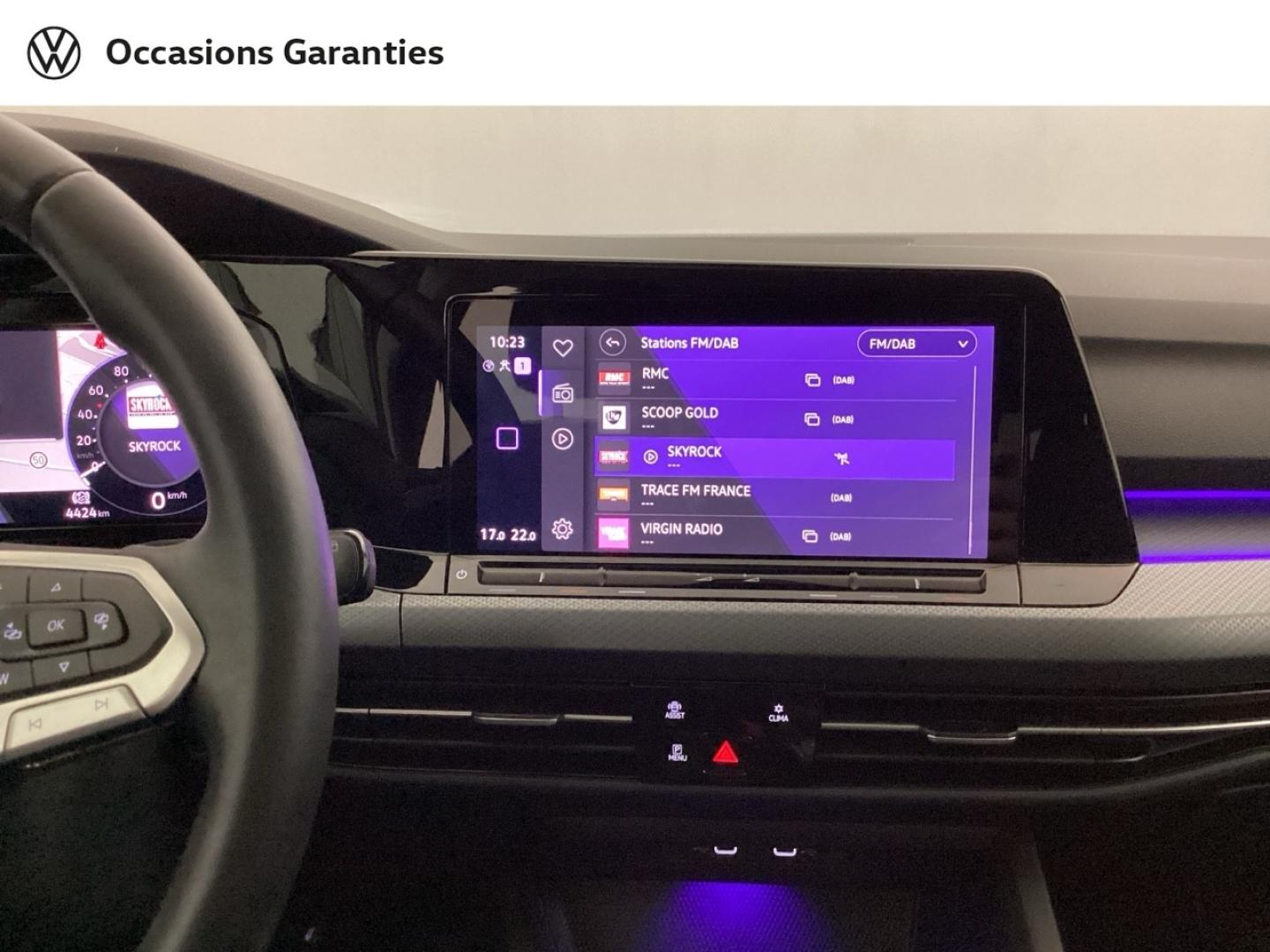 Voitures occasions VOLKSWAGEN GOLF Active Nice