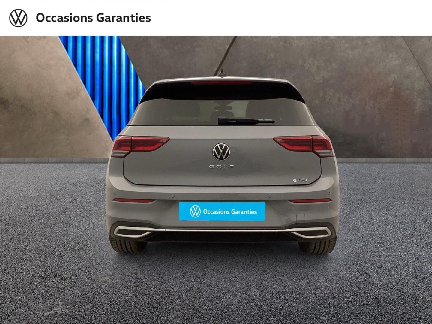 Voitures occasions VOLKSWAGEN GOLF Active Nice