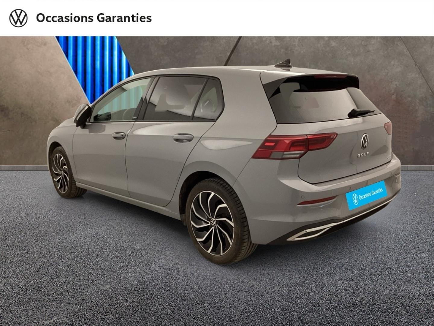 Voitures occasions VOLKSWAGEN GOLF Active Nice