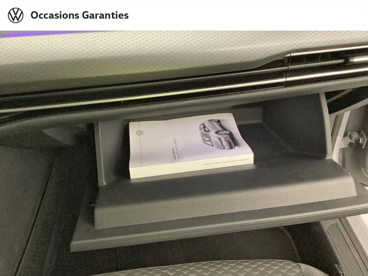 Voitures occasions VOLKSWAGEN GOLF Active Nice