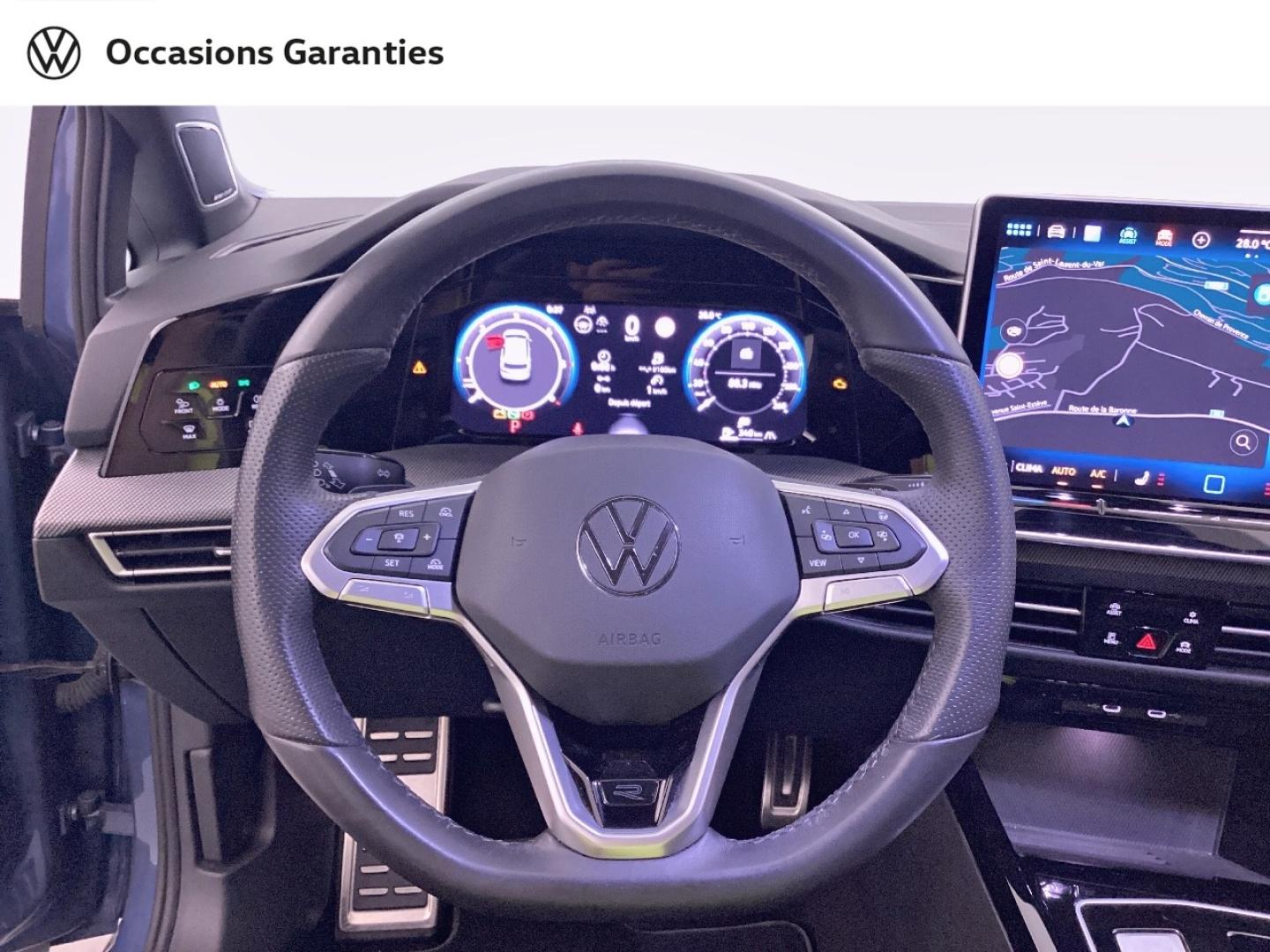 Voitures occasions VOLKSWAGEN GOLF R-Line Nice