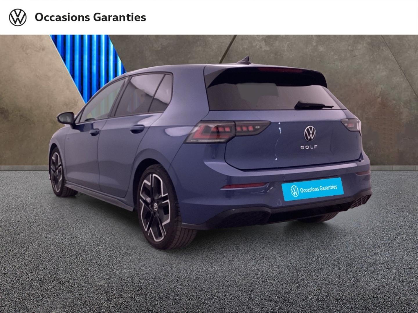 Voitures occasions VOLKSWAGEN GOLF R-Line Mougins