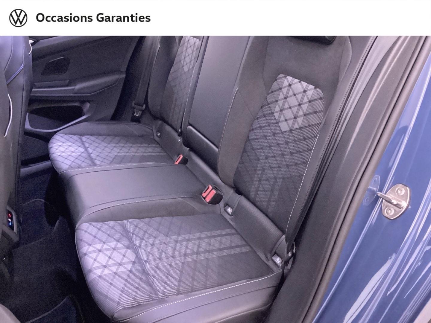 Voitures occasions VOLKSWAGEN GOLF R-Line Nice