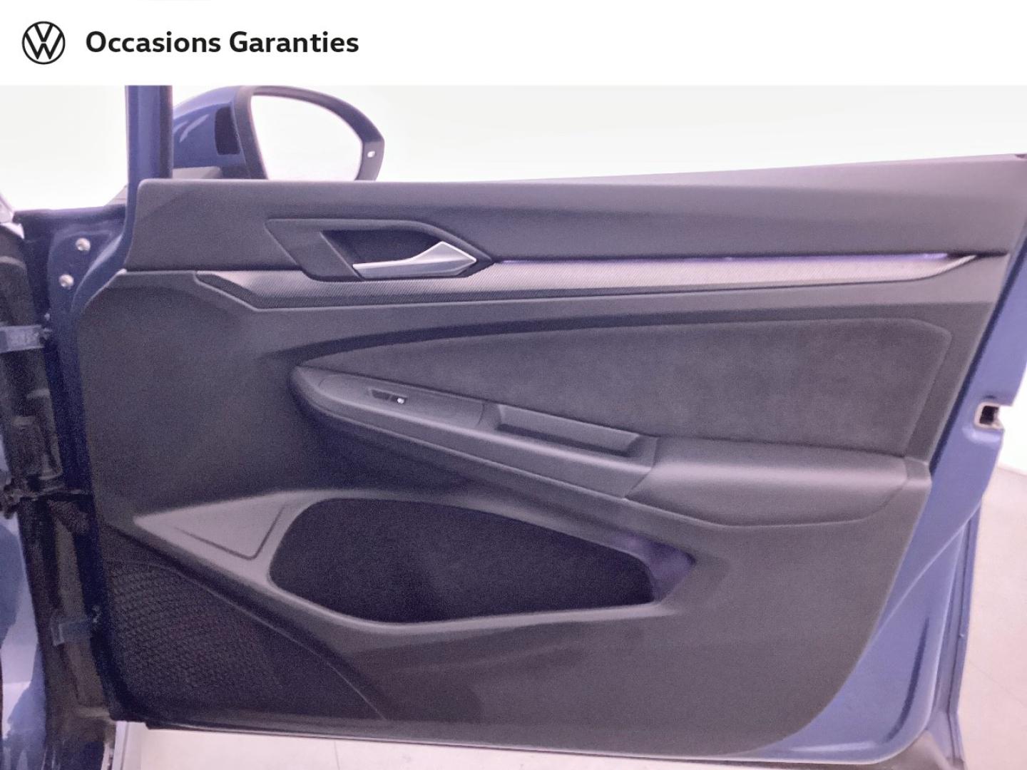 Voitures occasions VOLKSWAGEN GOLF R-Line Nice