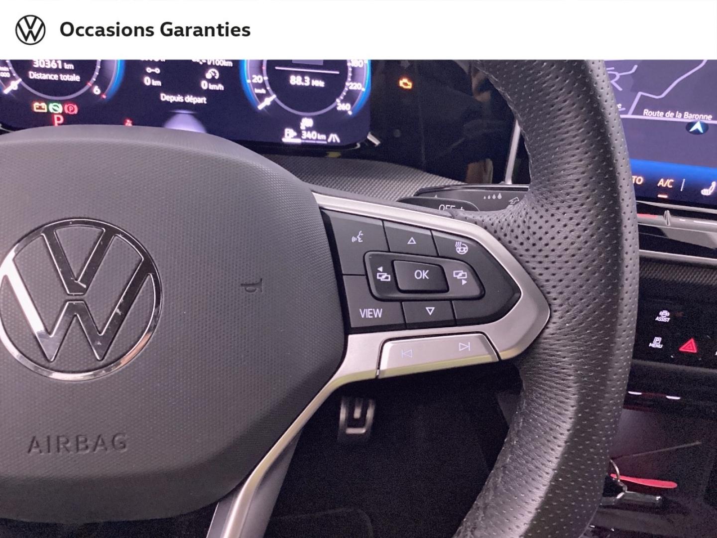 Voitures occasions VOLKSWAGEN GOLF R-Line Nice