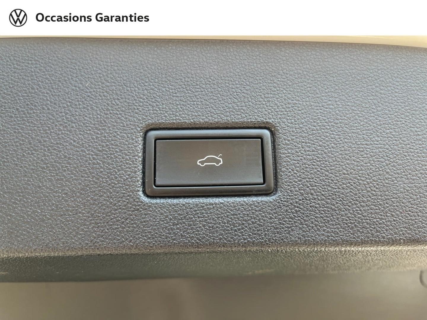 Voitures occasions VOLKSWAGEN T-ROC R-Line Nice