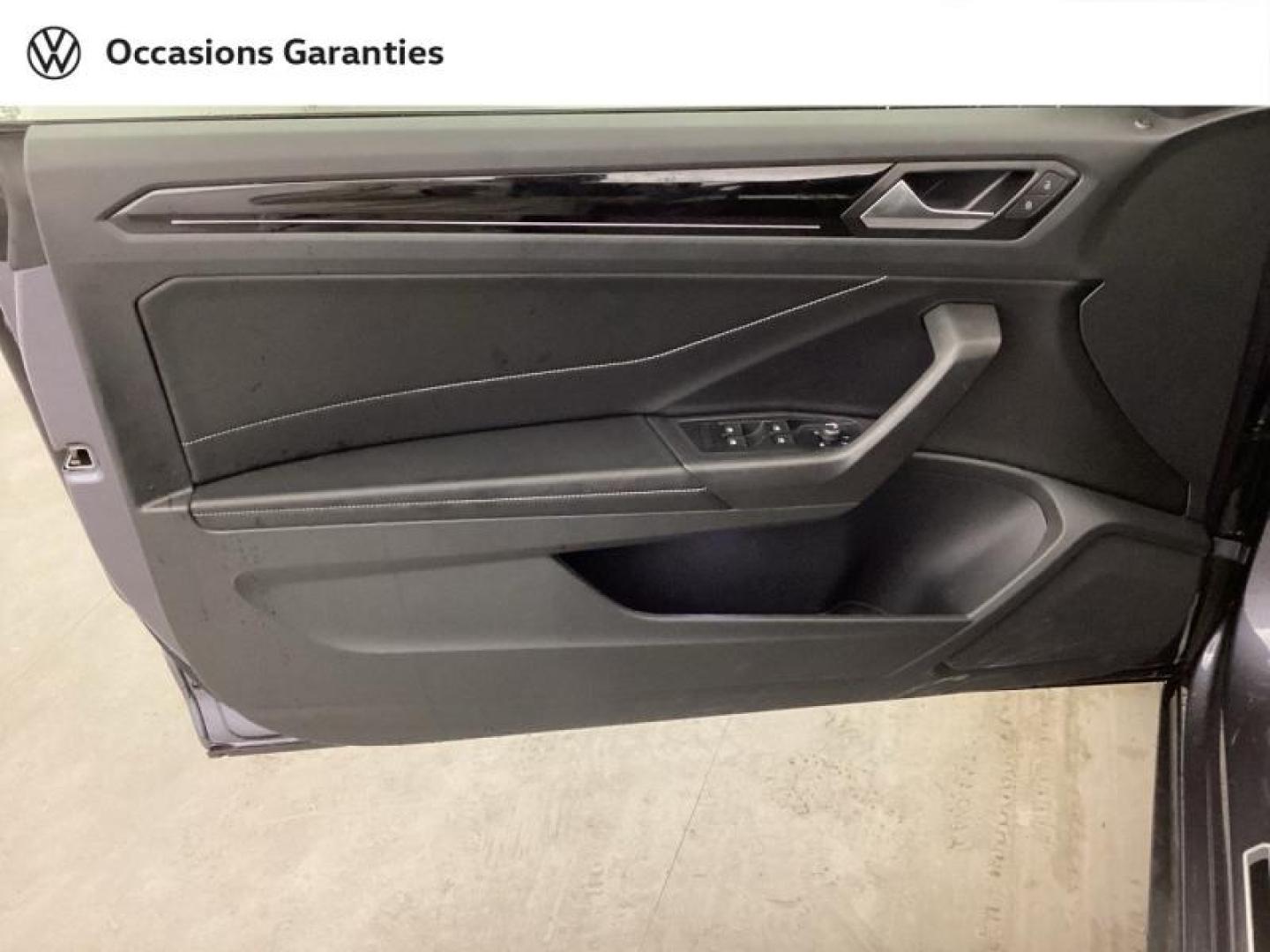 Voitures occasions VOLKSWAGEN T-Roc Cabriolet R-Line Nice