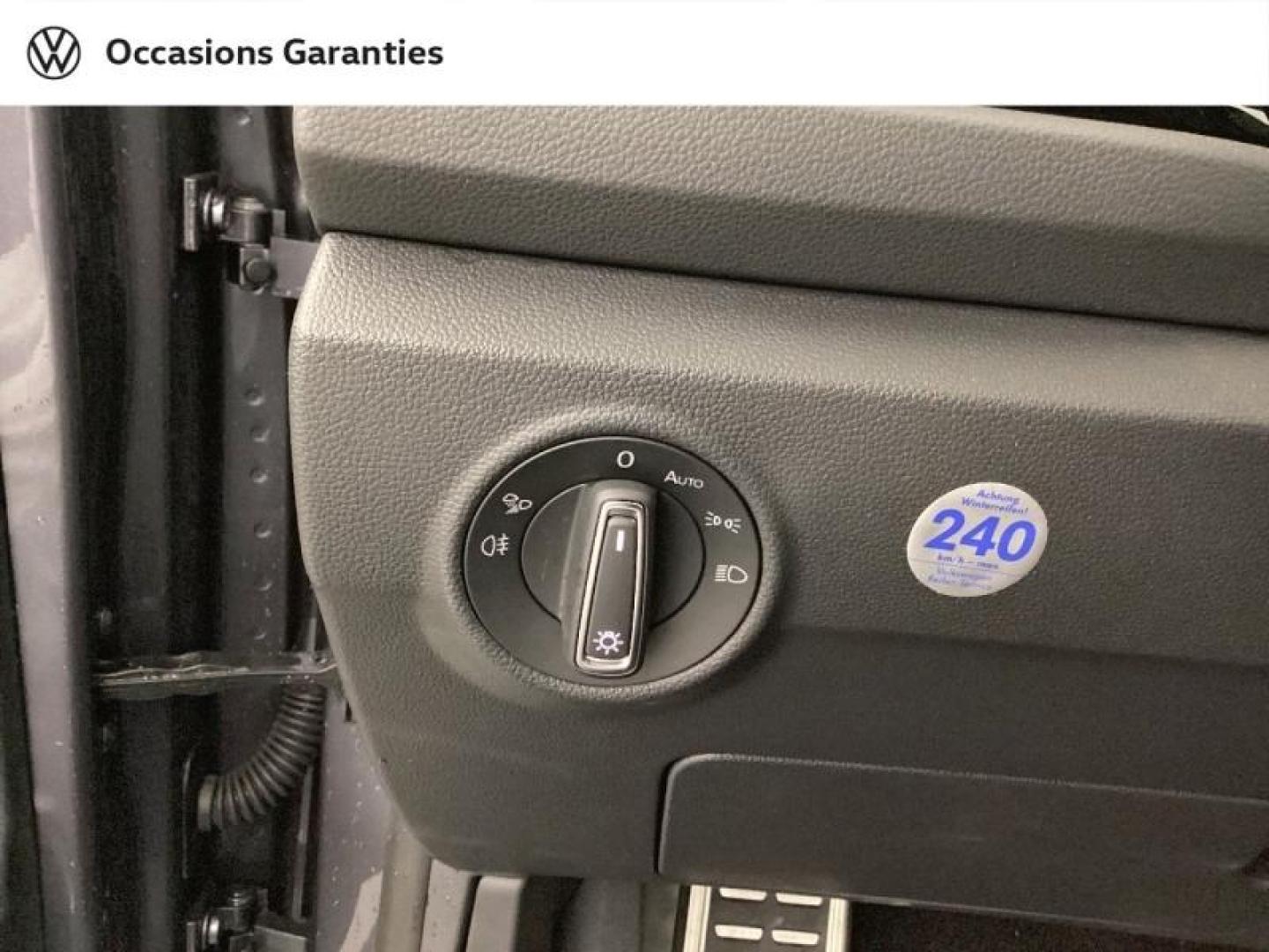 Voitures occasions VOLKSWAGEN T-Roc Cabriolet R-Line Mougins
