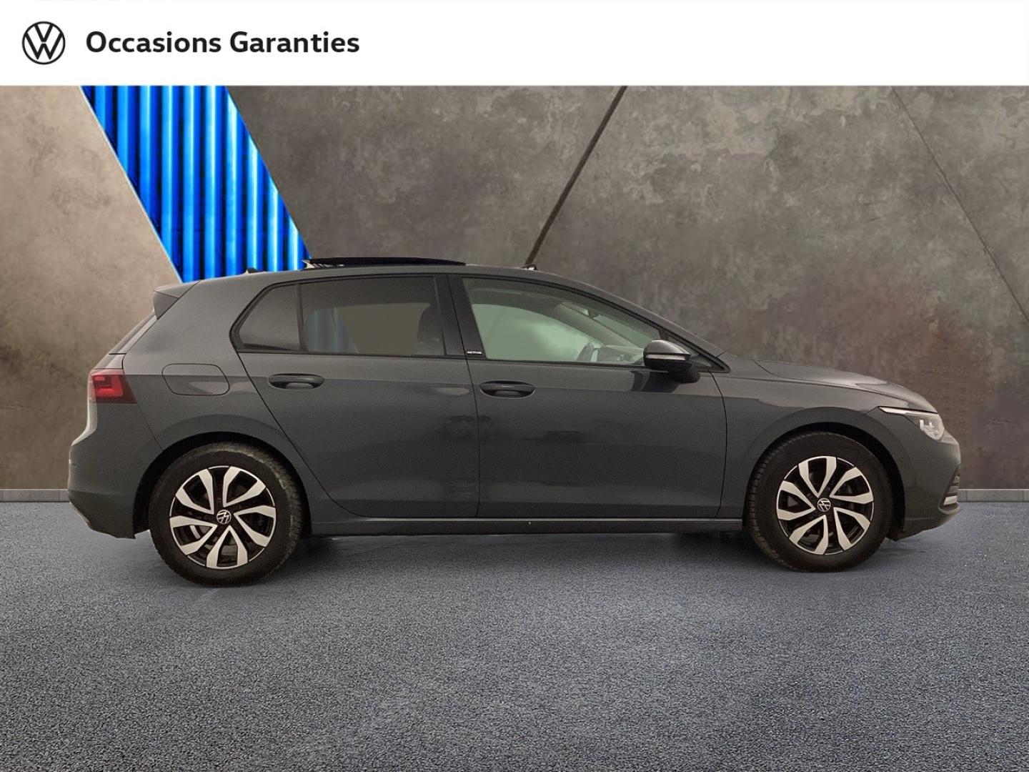 Voitures occasions VOLKSWAGEN GOLF Active Nice