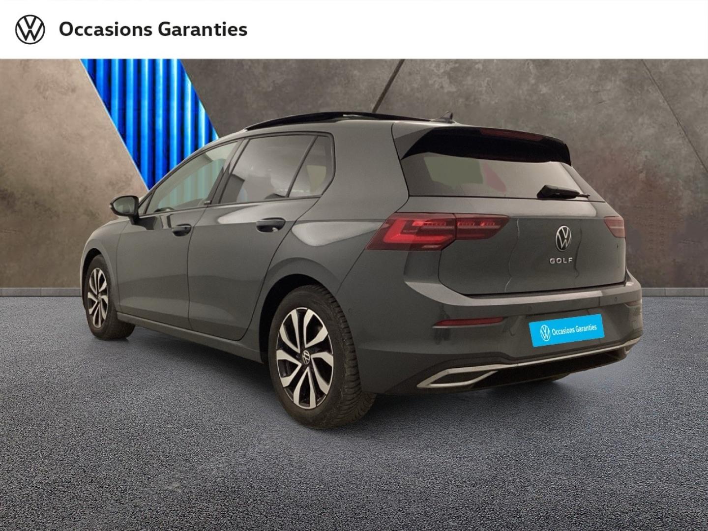 Voitures occasions VOLKSWAGEN GOLF Active Nice