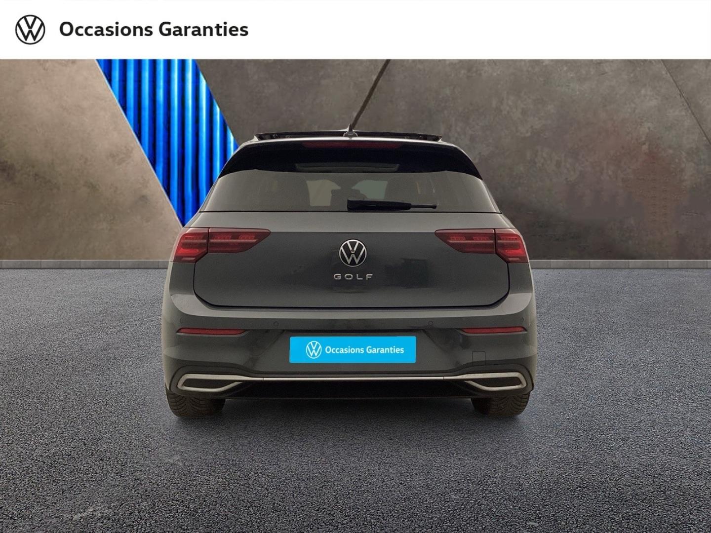 Voitures occasions VOLKSWAGEN GOLF Active Nice