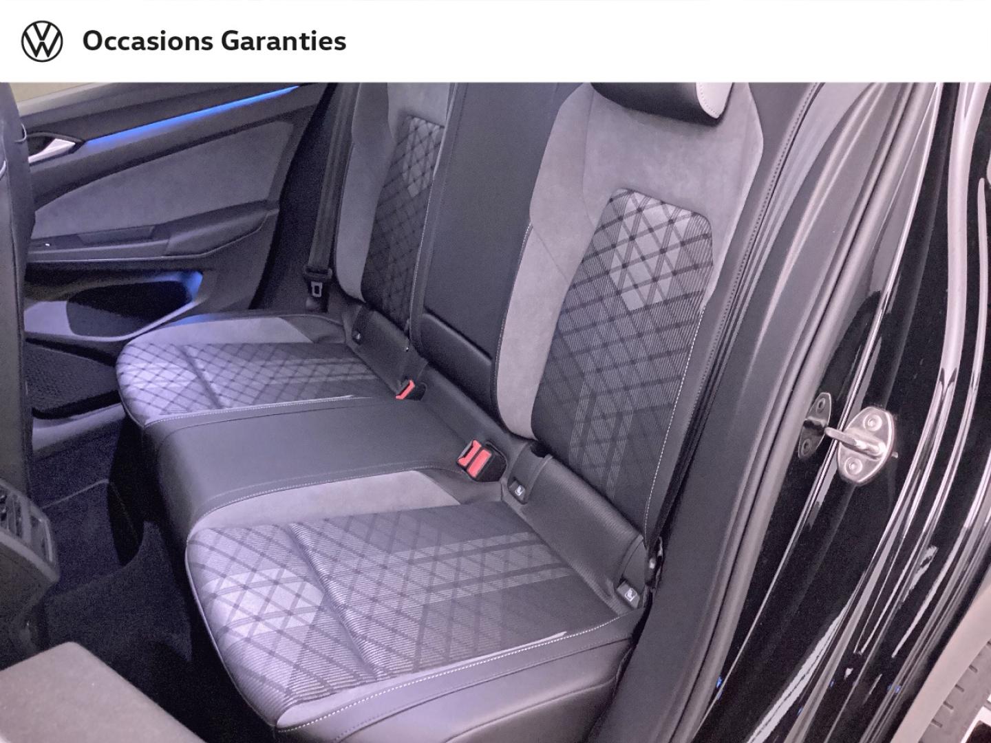 Voitures occasions VOLKSWAGEN GOLF R-Line Nice