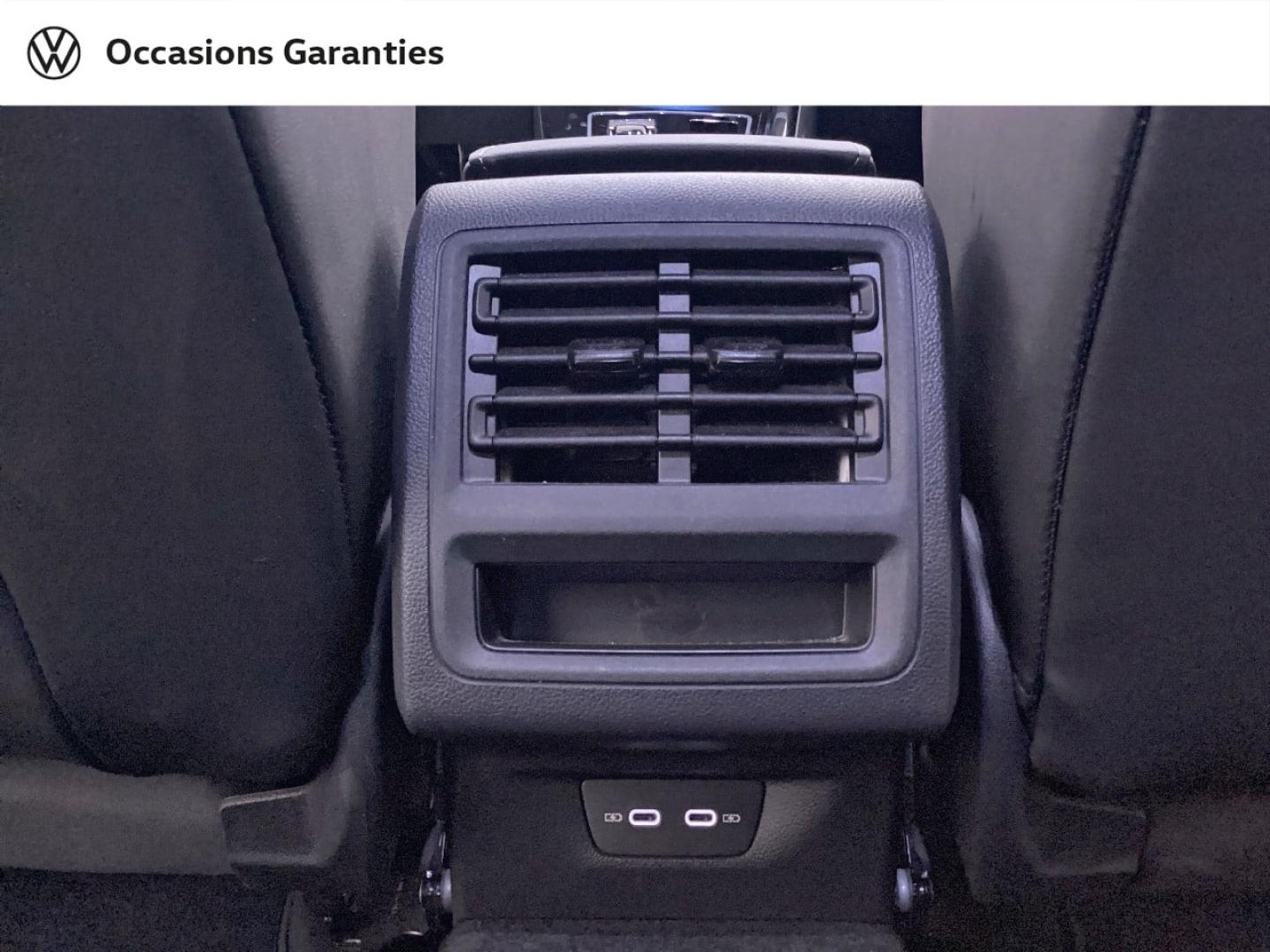 Voitures occasions VOLKSWAGEN GOLF R-Line Nice