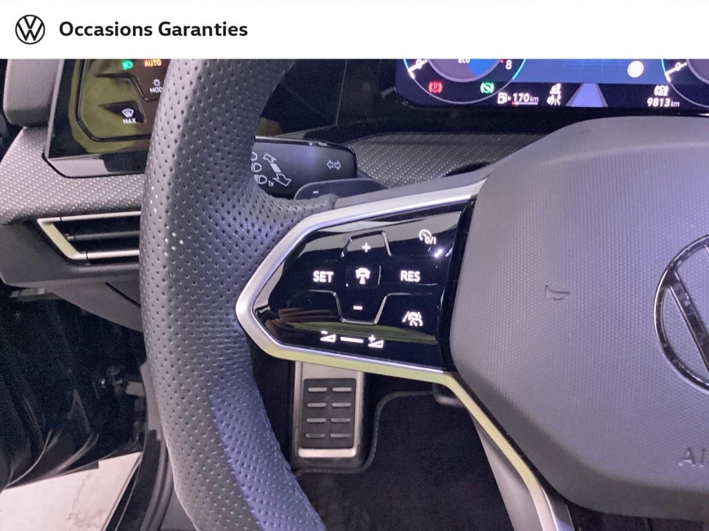 Voitures occasions VOLKSWAGEN GOLF R-Line Nice
